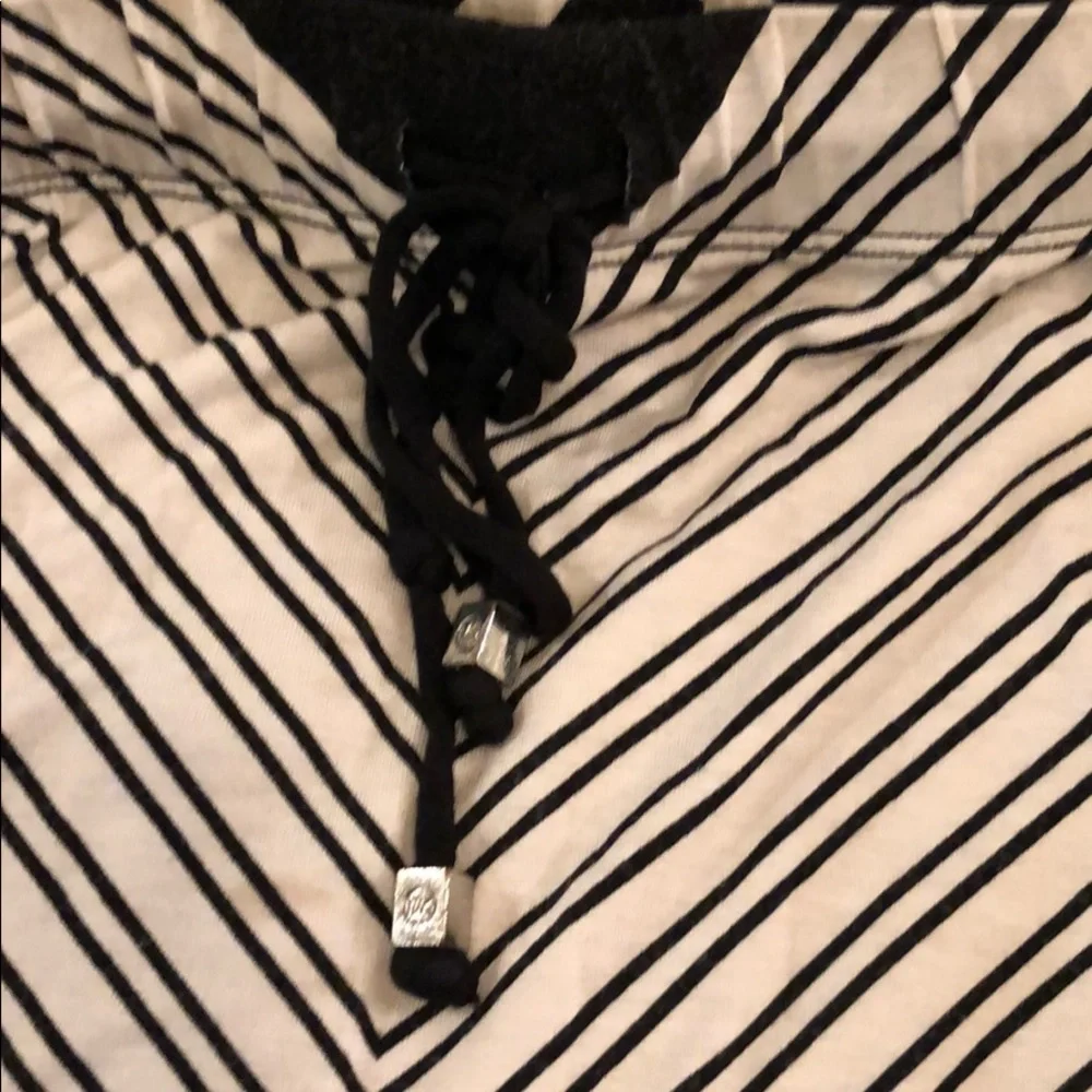 Michael Kors Black and White Striped maxi skirt - Picture 3 of 4